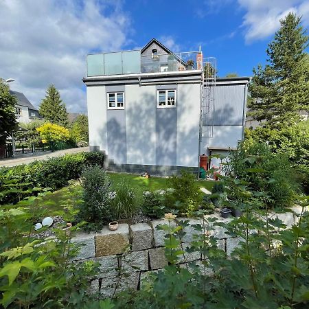 Ferienhaus Villa Adelsberg Mit Dachterrasse In Zentraler Lage Fuer Bis Zu 10 Personen Chemnitz Exterior photo